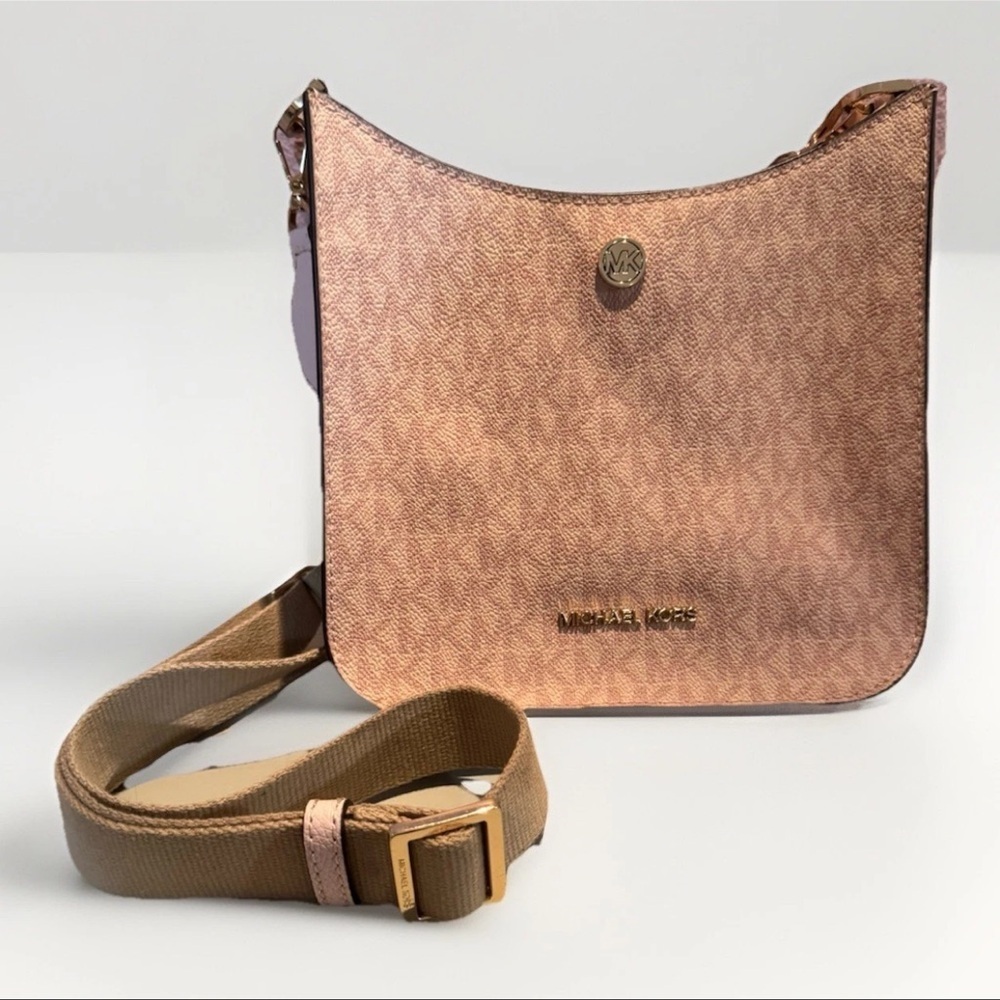 Michael Kors Briley Small Logo Messenger Crossbody Bag Ballet Pink - Picture 1 of 8